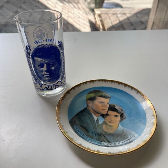 Commemorative President & Mrs. John F Kennedy 1917-1963 Drinking Glass Plate Set - Picture 1 of 4